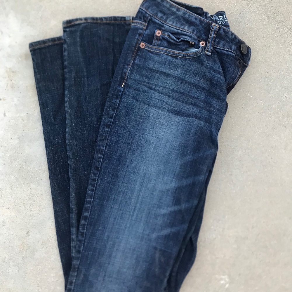 Gently used American Eagle Women’s jeans. Sz 8long